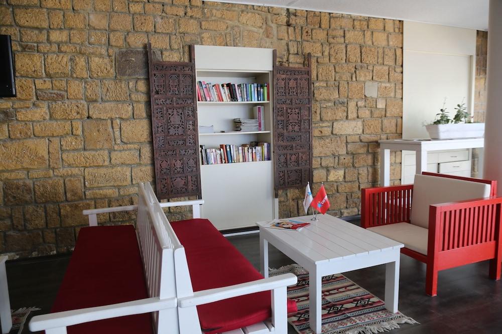 A 11 Hotel Çeşme Buitenkant foto