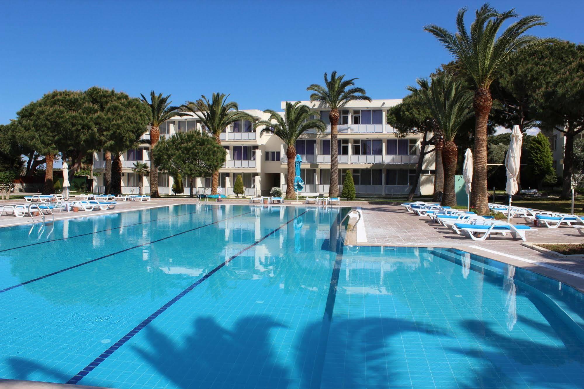 A 11 Hotel Çeşme Buitenkant foto