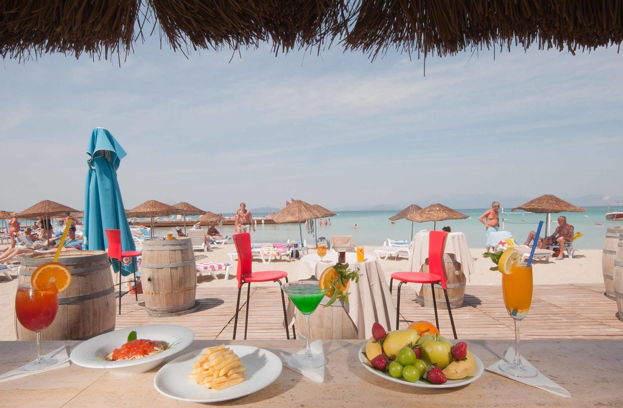 A 11 Hotel Çeşme Buitenkant foto